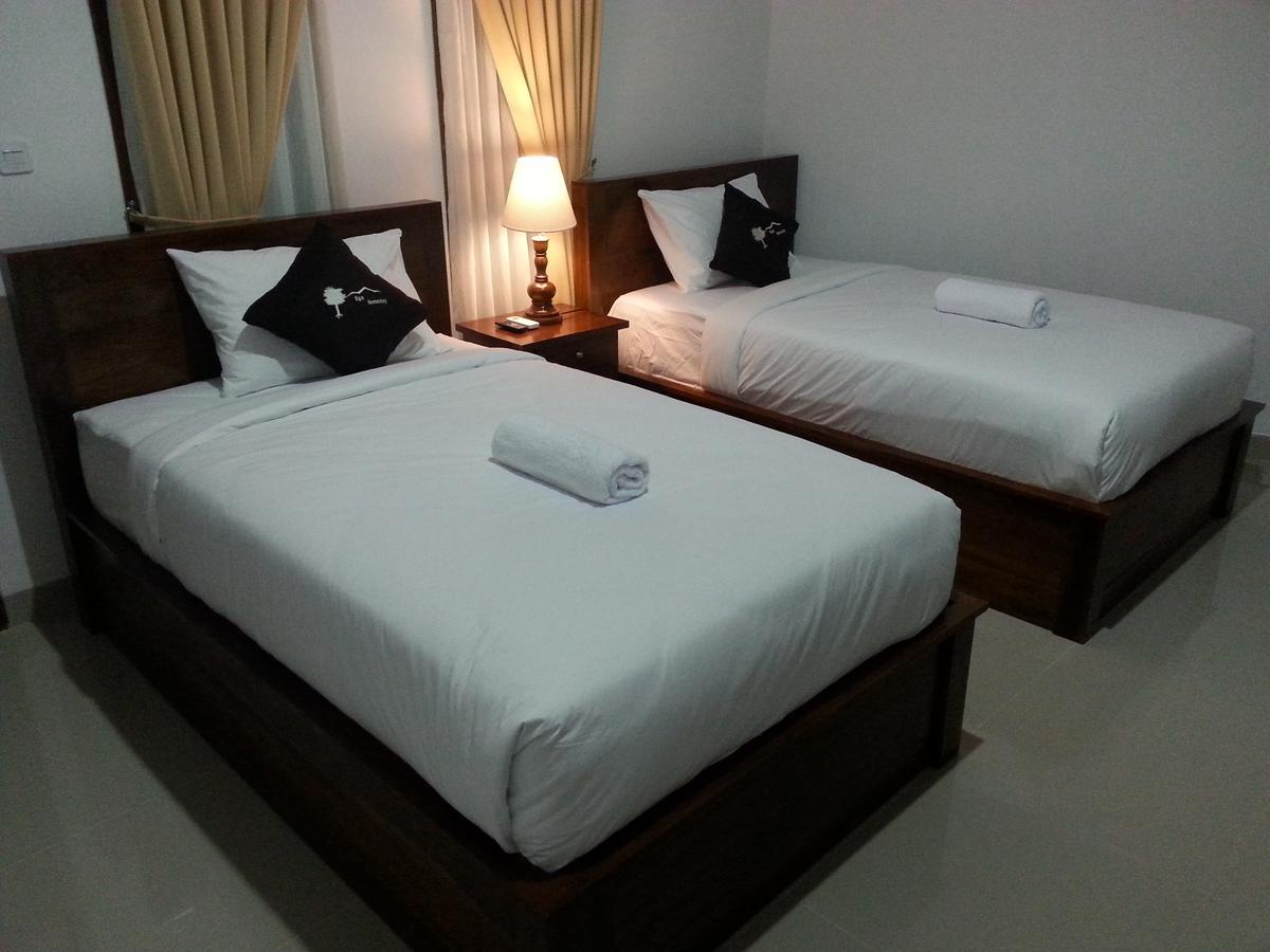 Ega Homestay Toyapakeh Экстерьер фото